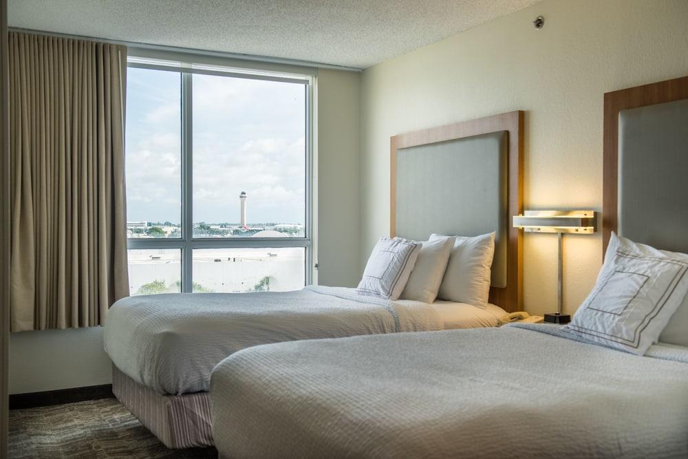 Springhill Suites By Marriott Miami Airport South Blue Lagoon Area Miami Springs Exterior photo