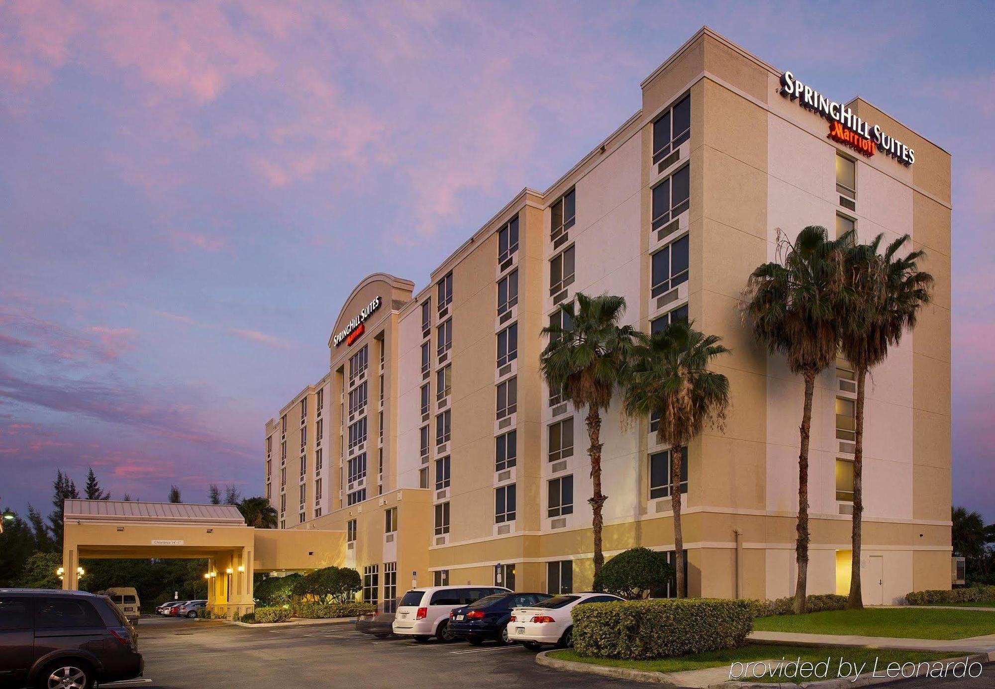 Springhill Suites By Marriott Miami Airport South Blue Lagoon Area Miami Springs Exterior photo