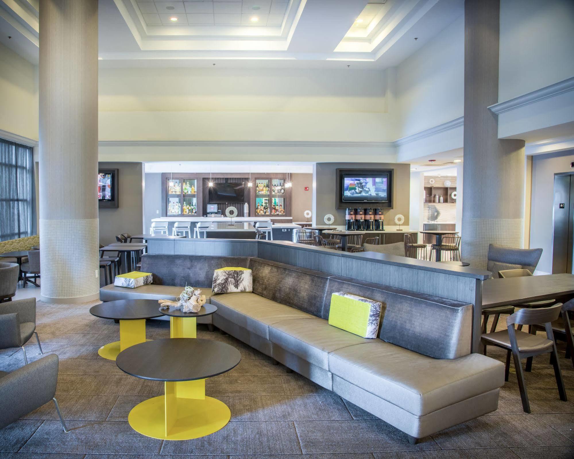 Springhill Suites By Marriott Miami Airport South Blue Lagoon Area Miami Springs Exterior photo